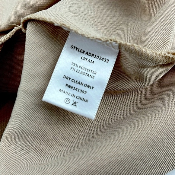 NWT ASTR the Label Collar Long Sleeve Shift Dress Cream Size Small - Picture 14 of 15